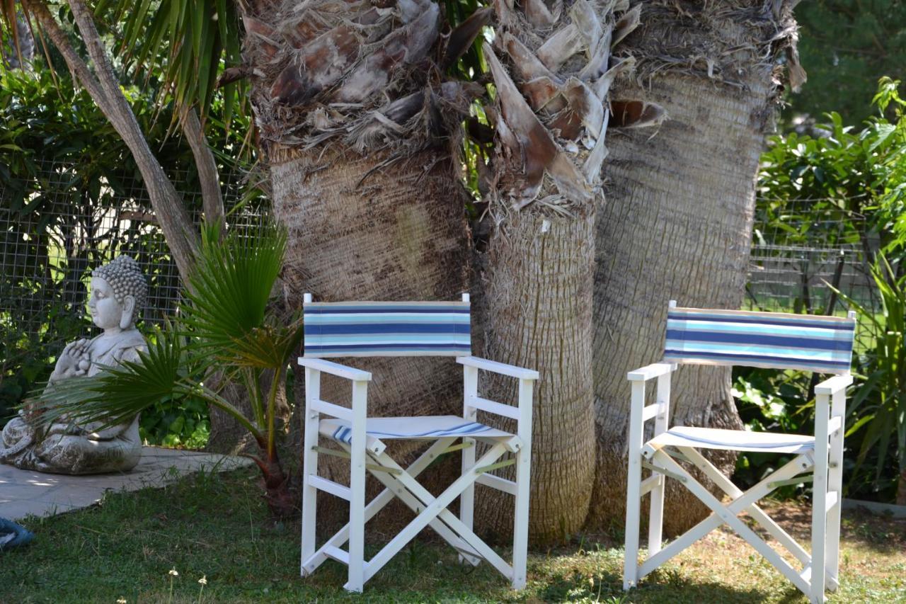 Maison Les Agapanthes Villeneuve-les-Beziers Bagian luar foto
