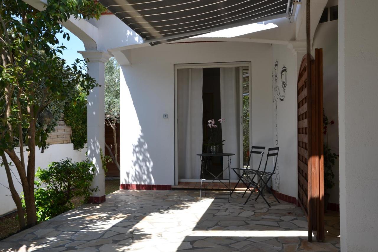 Maison Les Agapanthes Villeneuve-les-Beziers Bagian luar foto